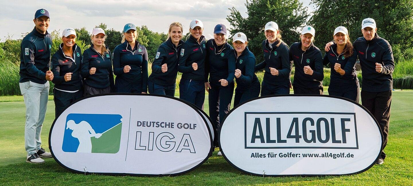 Golf-Team beim gemeinsamen Turniertag
